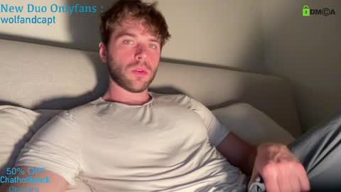 Snapshot of hot8pack01 chatting on June 4, 1:22 am Edward aka Wolf online show from June 4, 1:22 am