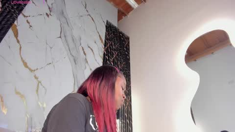 hot__genesis online show from April 28, 2:11 pm