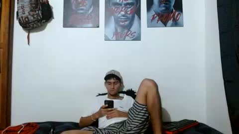 Snapshot of hot__mechanic chatting on June 20, 6:00 pm hot__mechanic online show from June 20, 6:00 pm
