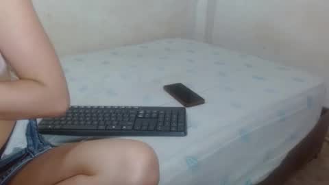 hot_and_complacent_latin online show from November 28, 7:05 pm