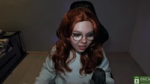 Snapshot of hot_babayaga chatting on December 13, 10:13 pm   online show from December 13, 10:13 pm