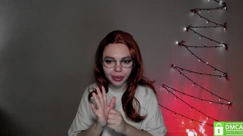 Snapshot of hot_babayaga chatting on December 18, 3:33 pm   online show from December 18, 3:33 pm