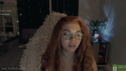 Snapshot of hot_babayaga chatting on January 6, 9:32 pm   online show from January 6, 9:32 pm