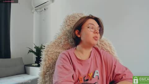 Snapshot of hot_babayaga chatting on February 25, 10:15 am   online show from February 25, 10:15 am