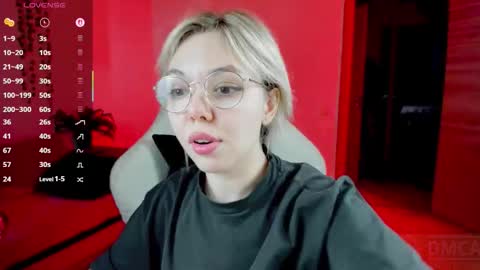 Snapshot of hot_babayaga chatting on October 21, 10:38 am   online show from October 21, 10:38 am