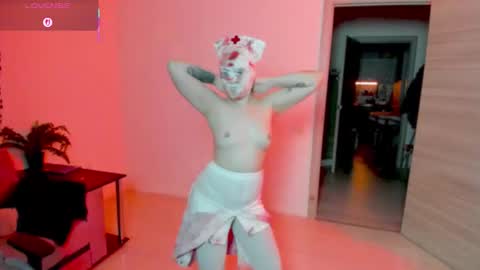   online show from October 31, 5:47 pm