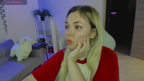   online show from December 20, 7:21 pm