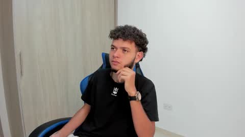 hot bad boy69 online show from February 25, 6:17 pm