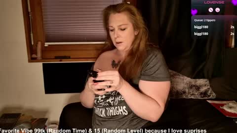 Snapshot of hot_beautiful_milf chatting on May 20, 4:46 pm Joy online show from May 20, 4:46 pm