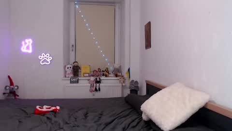 Dashka online show from December 9, 12:45 am