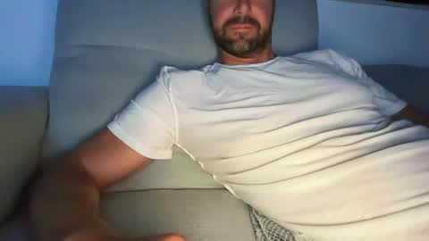 Snapshot of hot_bobby79 chatting on April 25, 10:07 pm Bobby online show from April 25, 10:07 pm