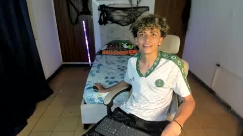 hot bunny online show from November 5, 1:49 am