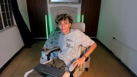 hot bunny online show from November 16, 1:22 am