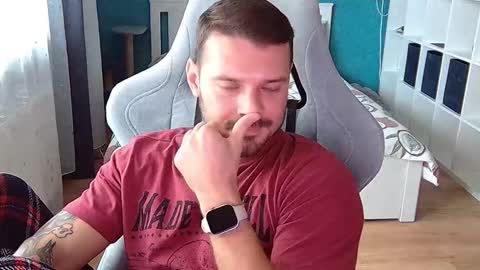 hot_cap_77 online show from October 27, 12:53 pm