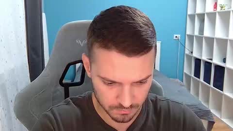 hot_cap_77 online show from November 23, 12:27 pm