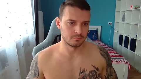 hot_cap_77 online show from January 17, 11:59 am