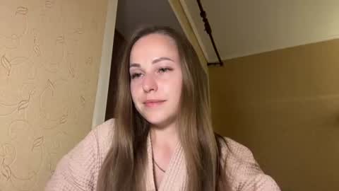 hot_chance_ online show from June 14, 5:04 pm