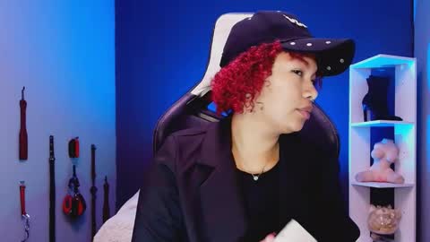 hot chocolate 4u online show from December 17, 12:22 pm