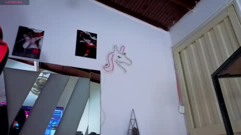 Snapshot of hot_destinyk chatting on June 4, 8:15 pm destinyk online show from June 4, 8:15 pm