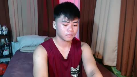 hot_emmanuel online show from February 18, 6:42 am