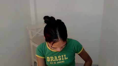    online show from December 3, 9:12 pm