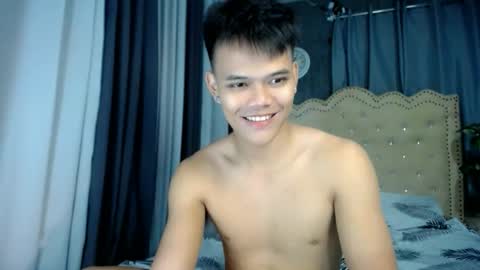 Snapshot of hot_fucker_ chatting on April 25, 12:19 pm hot_fucker_ online show from April 25, 12:19 pm