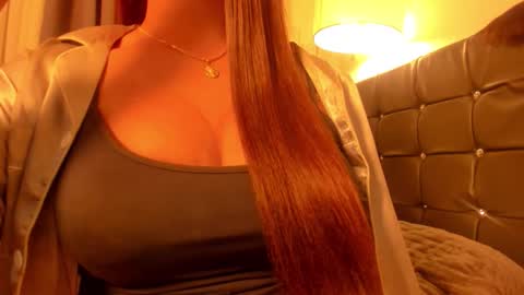 kelly lee online show from March 4, 10:32 am