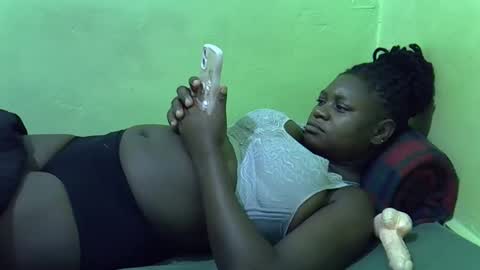 hot_girlly online show from December 20, 4:52 am