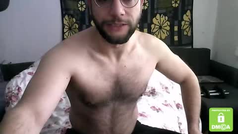 Snapshot of hot_hairy_boi chatting on February 21, 7:23 am Senpai online show from February 21, 7:23 am