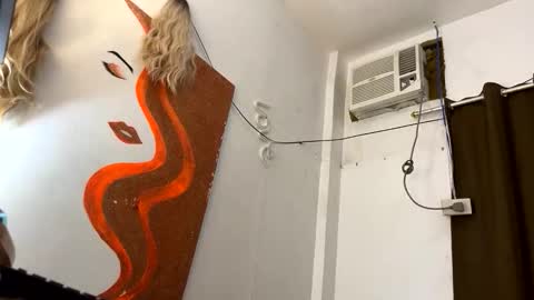 hot_kianxx online show from November 7, 11:21 am