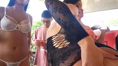 Snapshot of hot_kittens_xxx chatting on February 27, 3:12 pm kittens online show from February 27, 3:12 pm