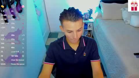 Snapshot of hot_latin_temptation chatting on July 1, 10:28 am Alejandro online show from July 1, 10:28 am