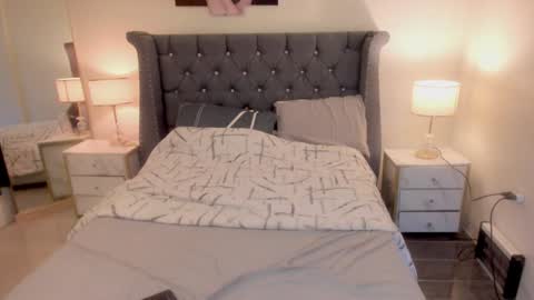 lyn online show from December 2, 10:18 am