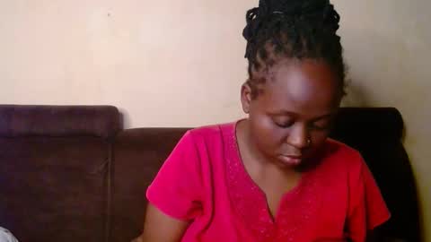 Linah online show from November 16, 12:05 am