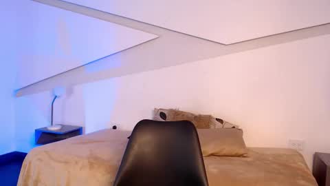 Alana online show from December 3, 9:02 pm