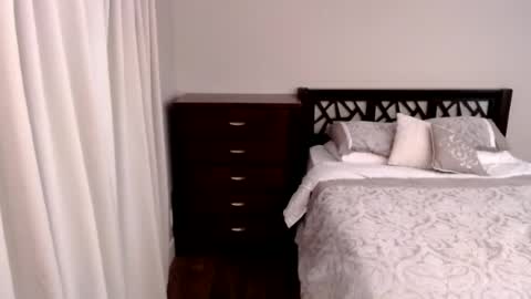 Rose Redwood online show from July 2, 11:33 pm