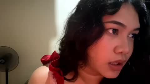 Snapshot of hot_moama chatting on July 21, 1:24 pm hot_moama online show from July 21, 1:24 pm