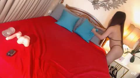 hot_nikki69 online show from October 26, 9:04 am