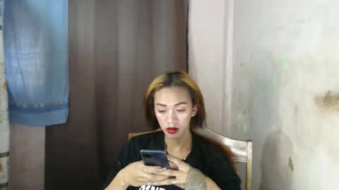 hot_petit69 online show from November 9, 6:01 am