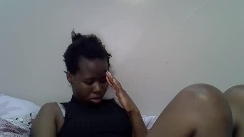 Snapshot of hot_petra2 chatting on April 14, 5:08 pm Daddys doll online show from April 14, 5:08 pm