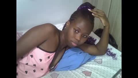 Snapshot of hot_petra2 chatting on May 19, 4:35 pm Daddys doll online show from May 19, 4:35 pm