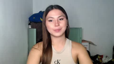 Nikki  online show from April 26, 5:54 pm