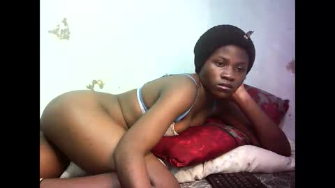Snapshot of hot_pussy776984 chatting on June 4, 6:47 pm Neddy online show from June 4, 6:47 pm
