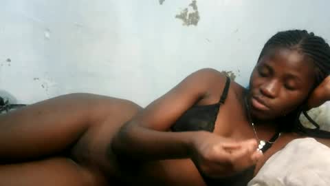 Snapshot of hot_pussy776984 chatting on June 21, 1:24 pm Neddy online show from June 21, 1:24 pm