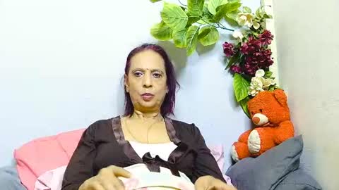 hot queen online show from June 30, 2:07 pm