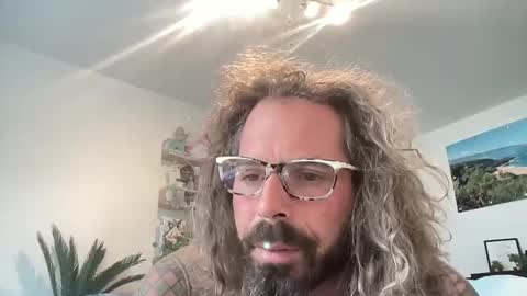 letmedoo2 online show from December 6, 9:10 am