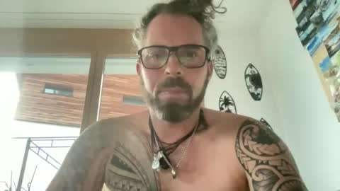 letmedoo2 online show from October 19, 4:18 pm