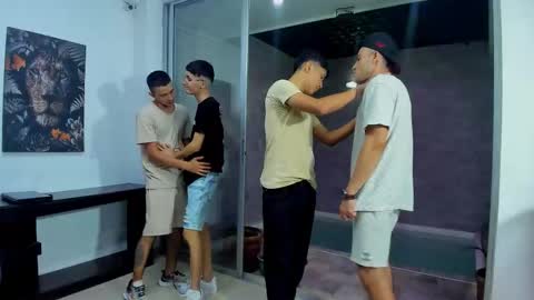 Snapshot of hot_sexmature chatting on September 18, 11:18 pm Vanesa Oliver and Andrew online show from September 18, 11:18 pm