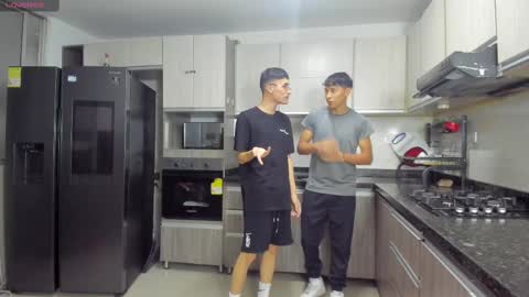 Snapshot of hot_sexmature chatting on September 28, 10:59 pm Vanesa Oliver and Andrew online show from September 28, 10:59 pm