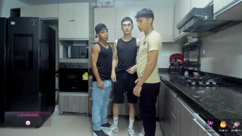 Snapshot of hot_sexmature chatting on October 4, 11:03 pm Vanesa Oliver and Andrew online show from October 4, 11:03 pm